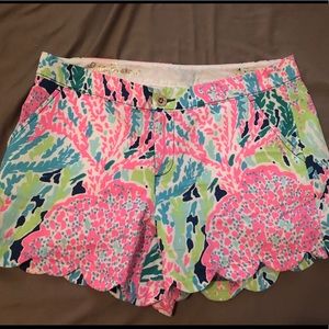 Size 4 Lilly Pulitzer Buttercup Scalloped Shorts